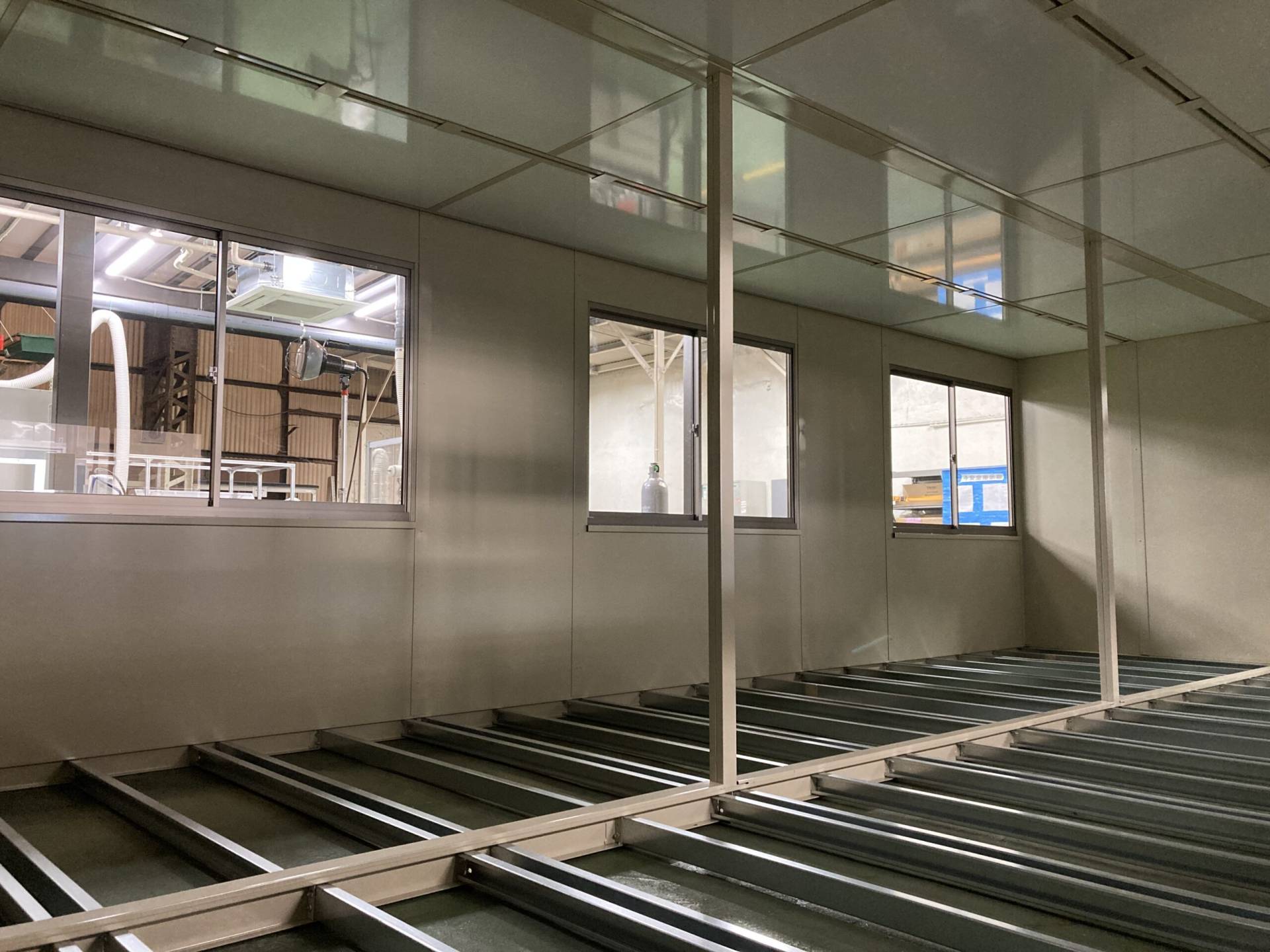 神奈川県川崎市川崎区 パネルハウス(プレハブ) 工場試験室