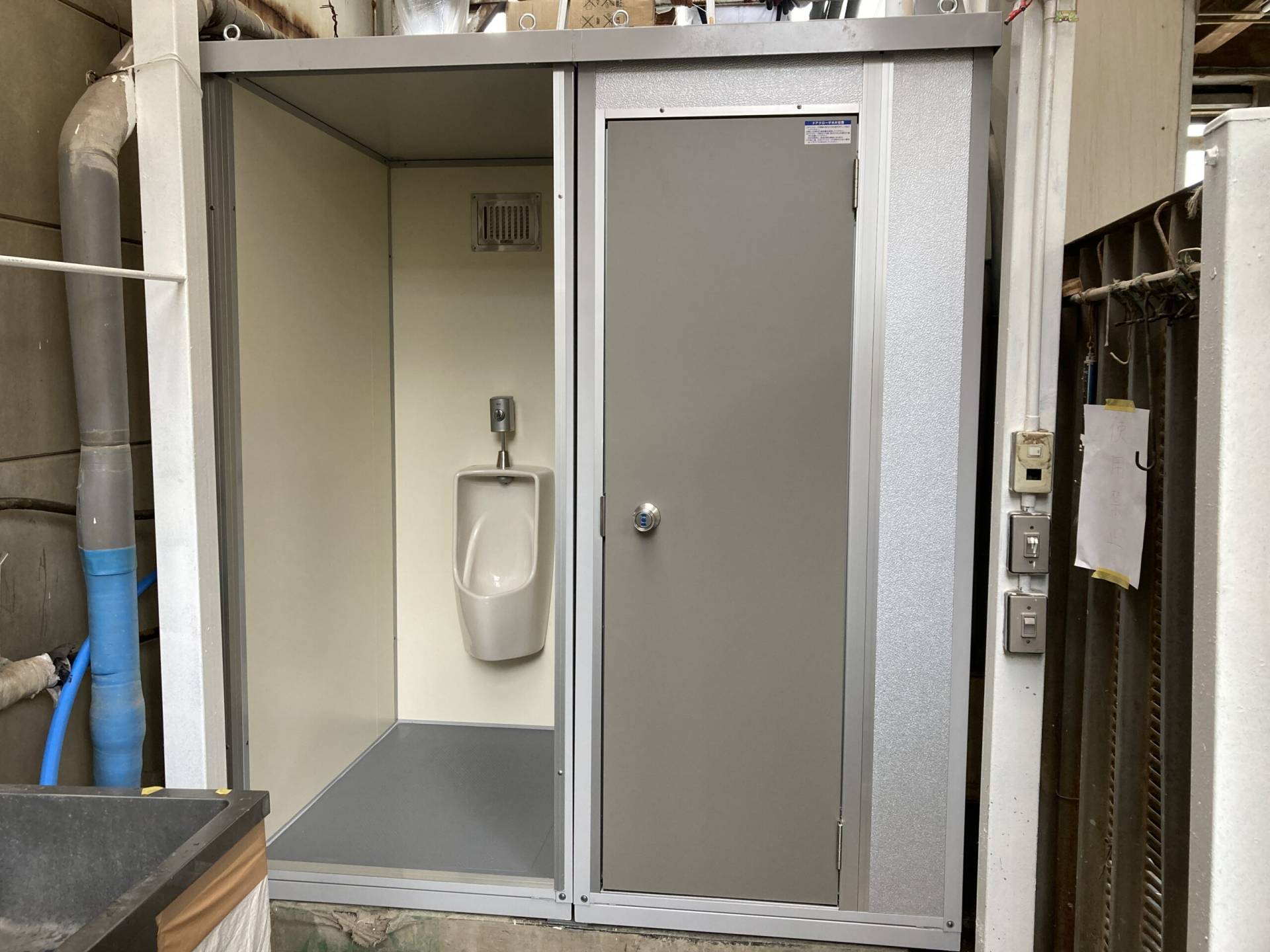 埼玉県草加市 仮設トイレ 会社トイレ