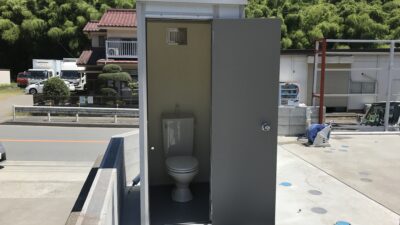 東京都八王子市　仮設トイレ　会社用トイレ