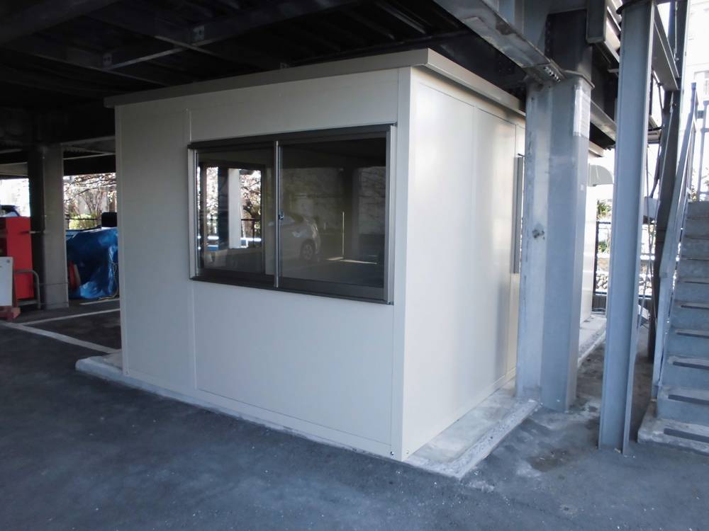 静岡県熱海市　パネルハウス(プレハブ)