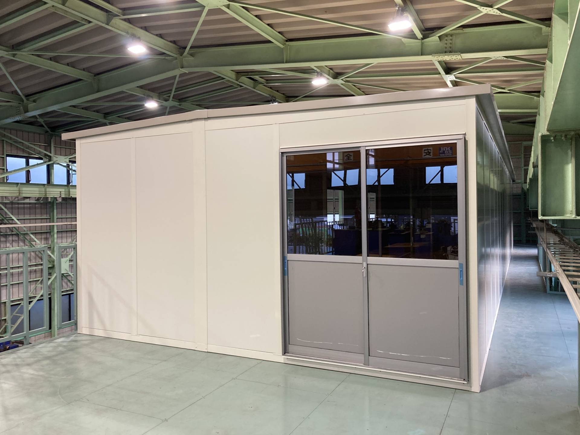 神奈川県相模原市　パネルハウス(プレハブ)