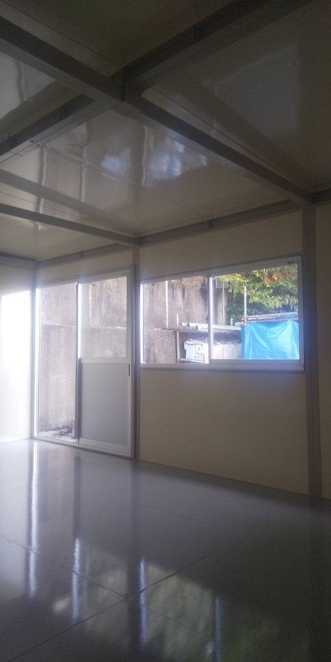 埼玉県所沢市　パネルハウス(プレハブ)