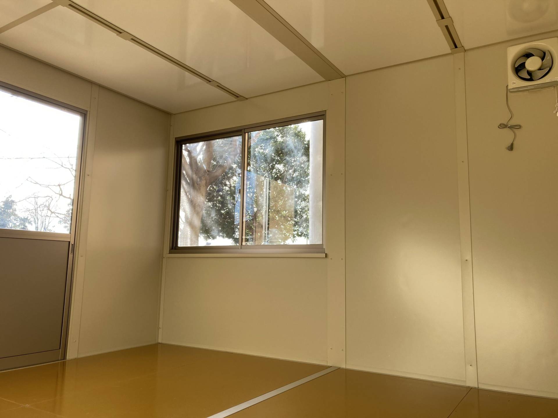 埼玉県上尾市　パネルハウス(プレハブ)