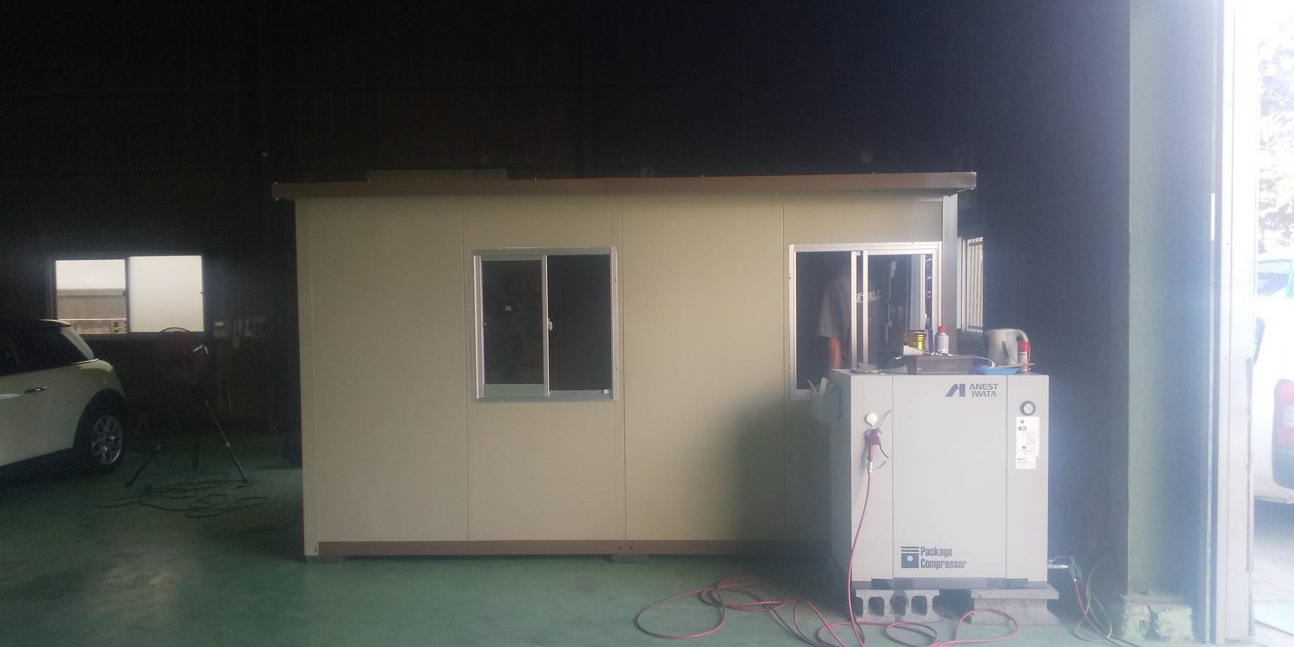 埼玉県新座市　パネルハウス(プレハブ)