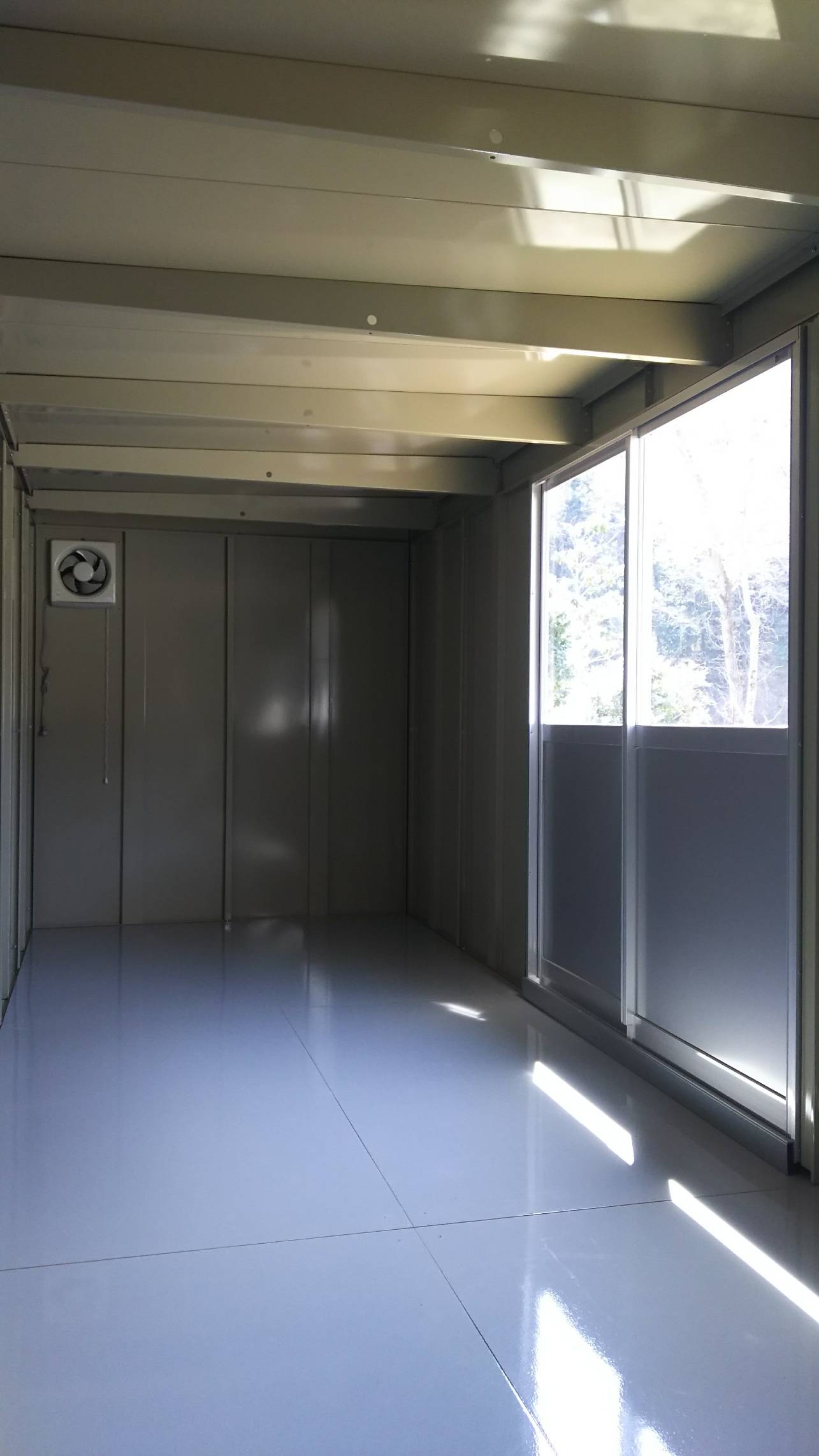 東京都あきる野市　パネルハウス(プレハブ)