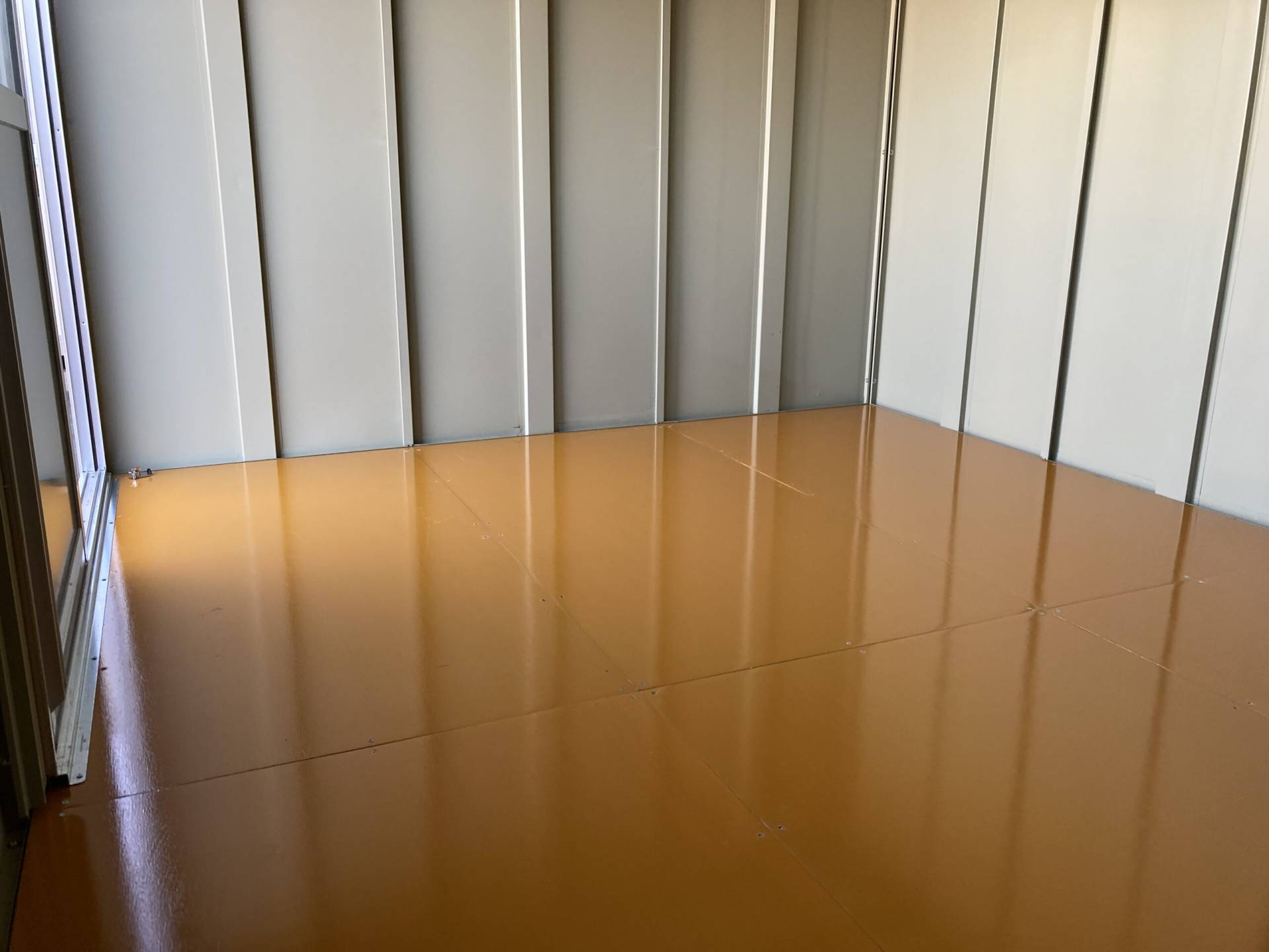 埼玉県所沢市　パネルハウス(プレハブ)　資材倉庫