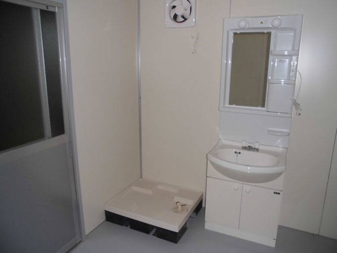 千葉県千葉市　N社　仮設トイレ(屋外トイレ)