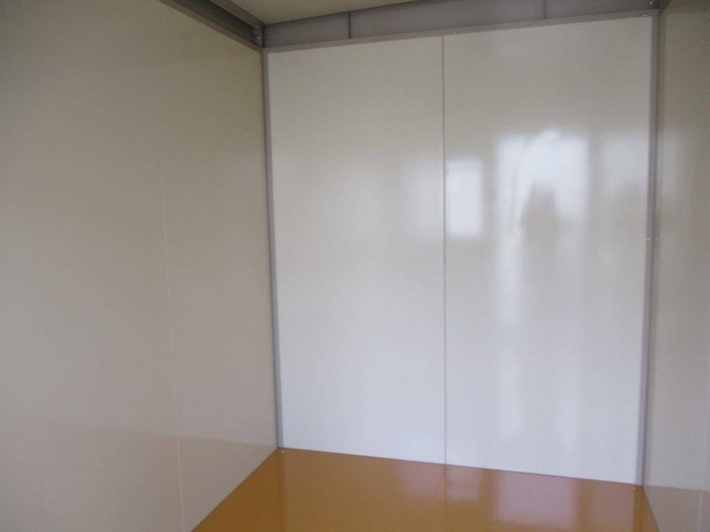 神奈川県秦野市　パネルハウス(プレハブ)