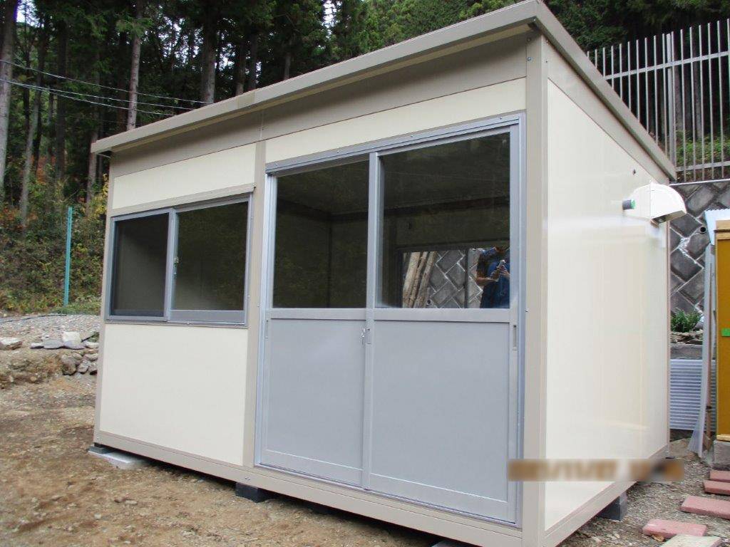 神奈川県相模原市　パネルハウス(プレハブ)