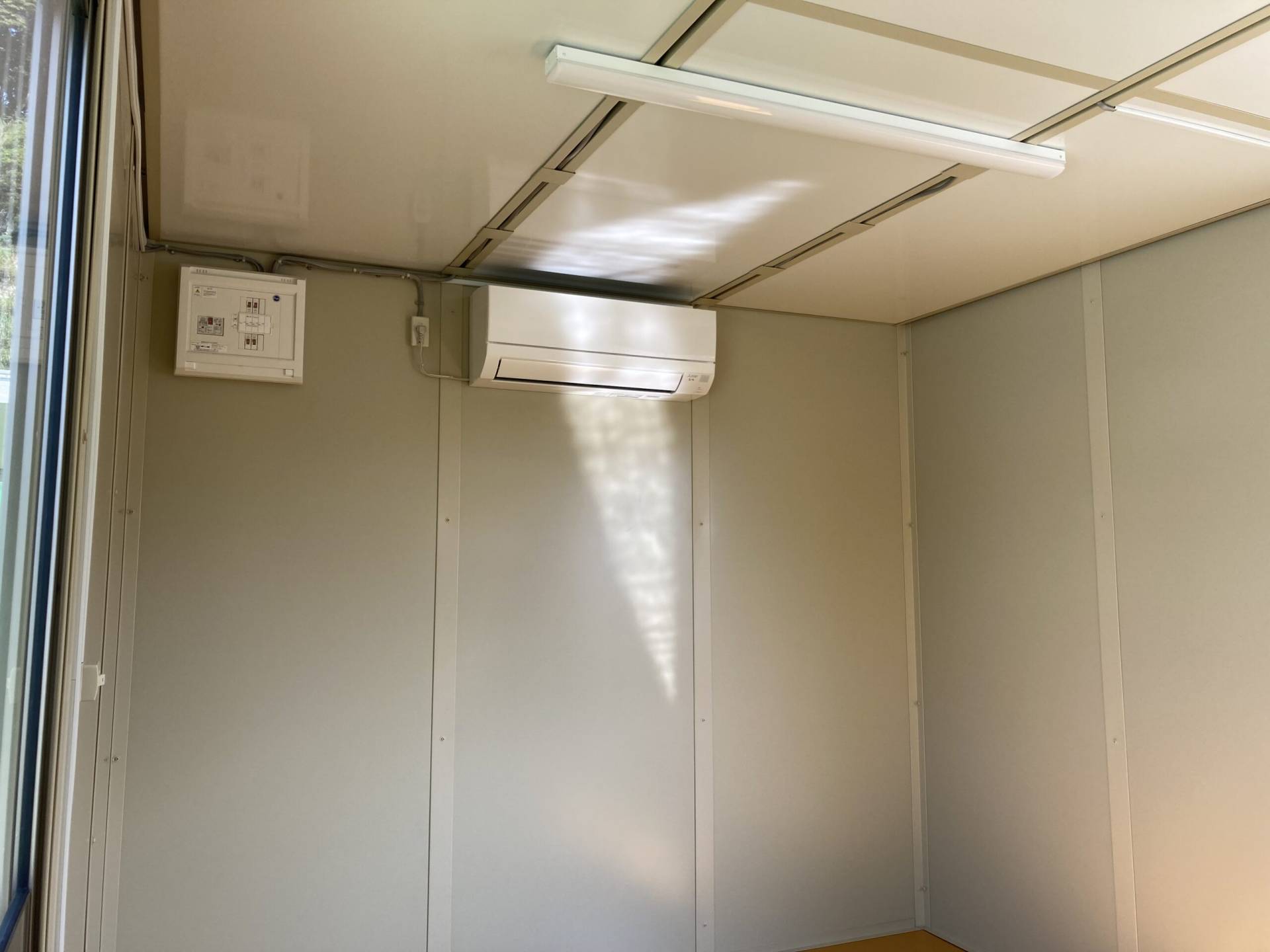 神奈川県鎌倉市　パネルハウス(プレハブ)