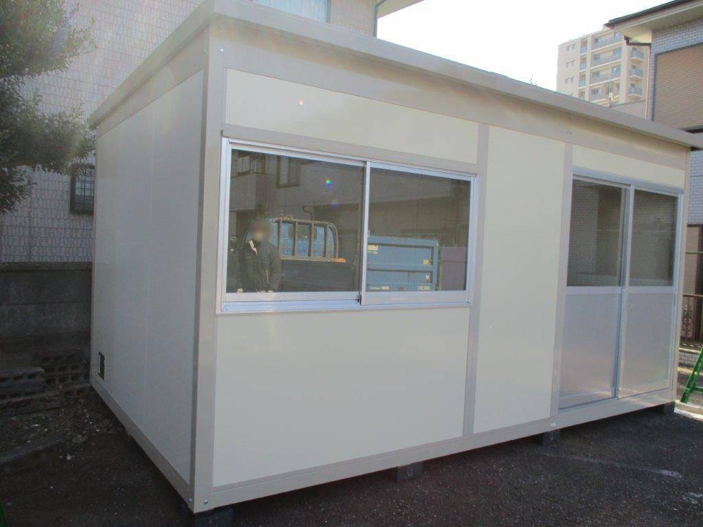 東京都世田谷区　パネルハウス(プレハブ)