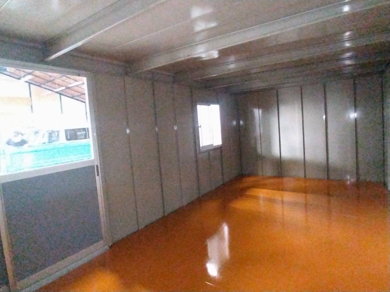 神奈川県横浜市鶴見区　パネルハウス(プレハブ)　会社倉庫