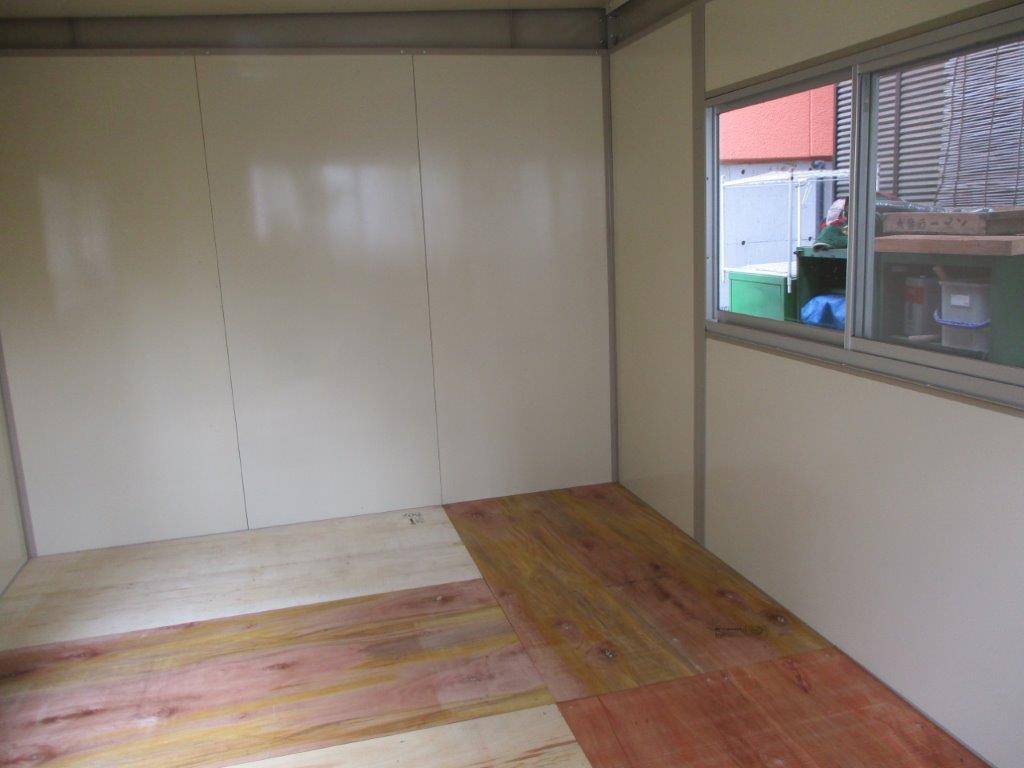 埼玉県所沢市　パネルハウス(プレハブ)