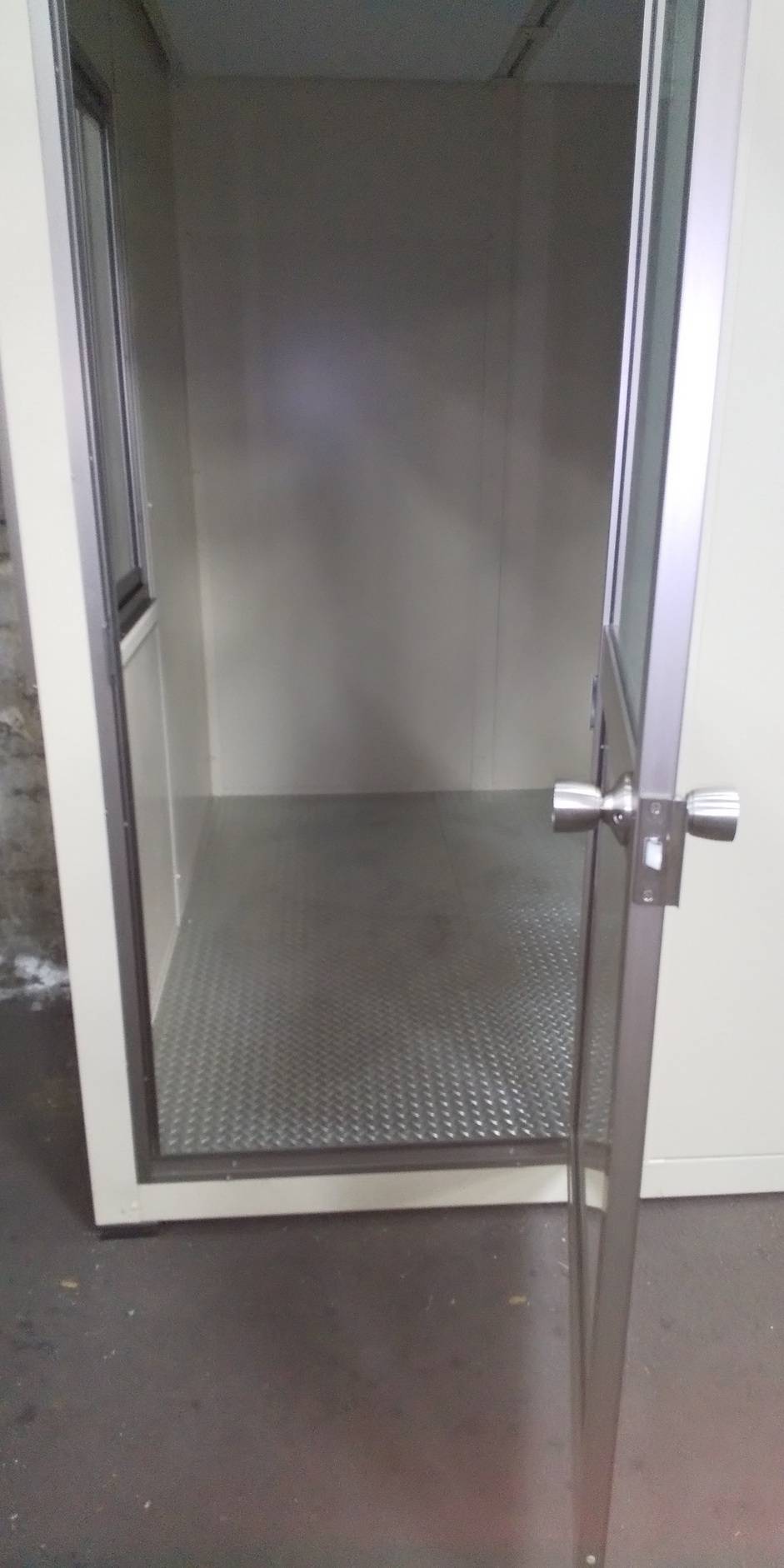 千葉県船橋市　パネルハウス(プレハブ)