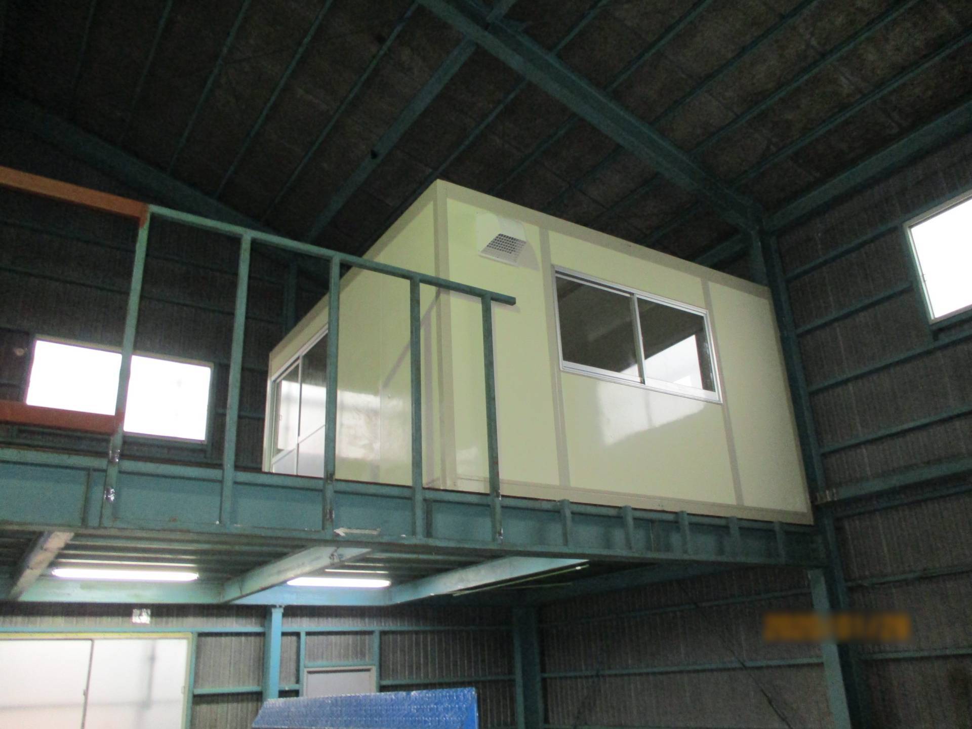 埼玉県八潮市　パネルハウス(プレハブ)