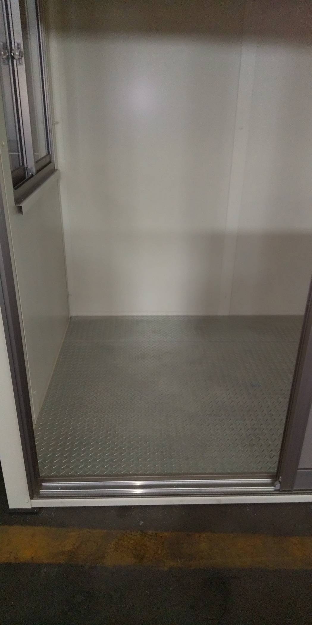 千葉県船橋市　パネルハウス(プレハブ)