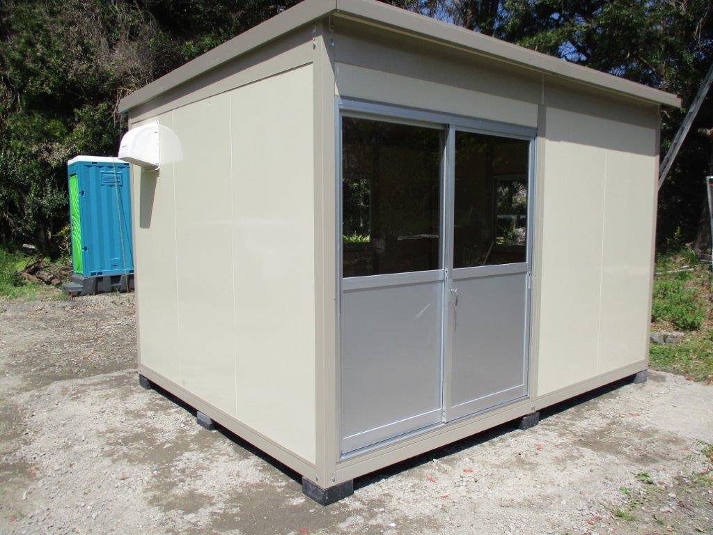 千葉県南房総市　パネルハウス(プレハブ)