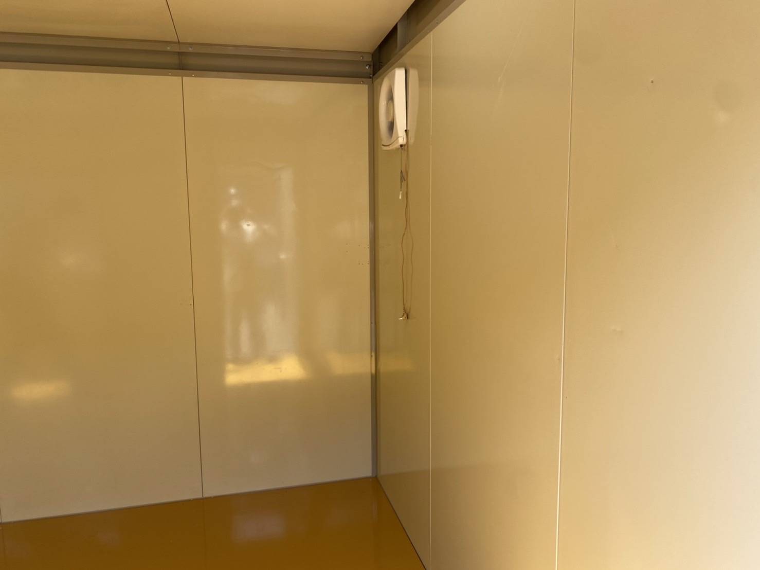 神奈川県厚木市　パネルハウス(プレハブ)　事務所