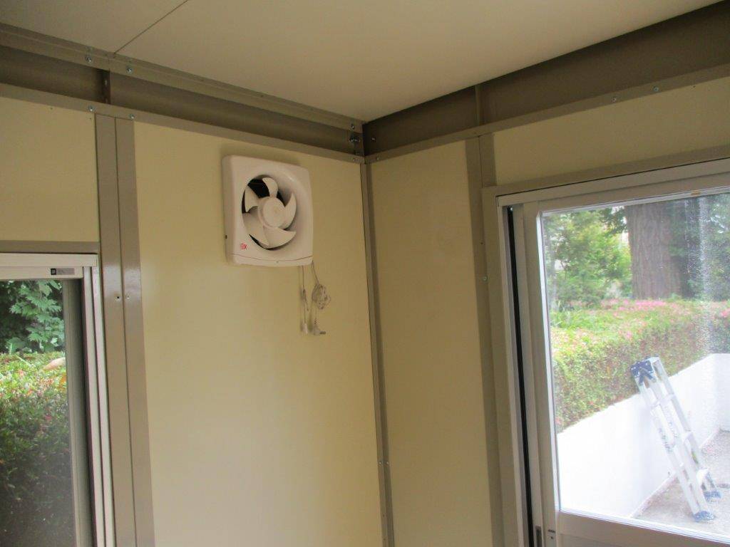 埼玉県三郷市　パネルハウス(プレハブ)　販売事務所