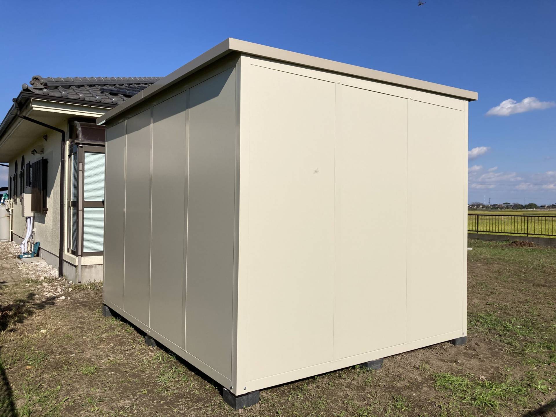 埼玉県鴻巣市　パネルハウス(プレハブ)　自宅離れ