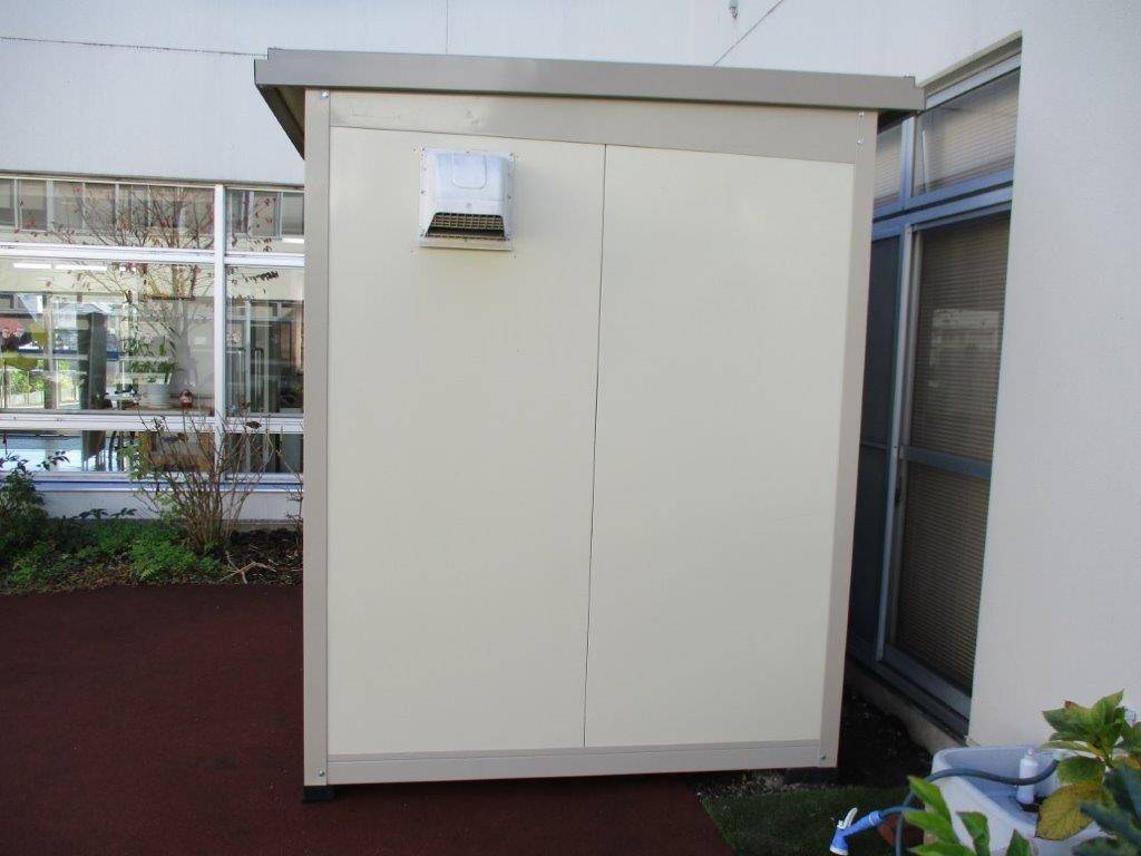 神奈川県相模原市　パネルハウス(プレハブ)