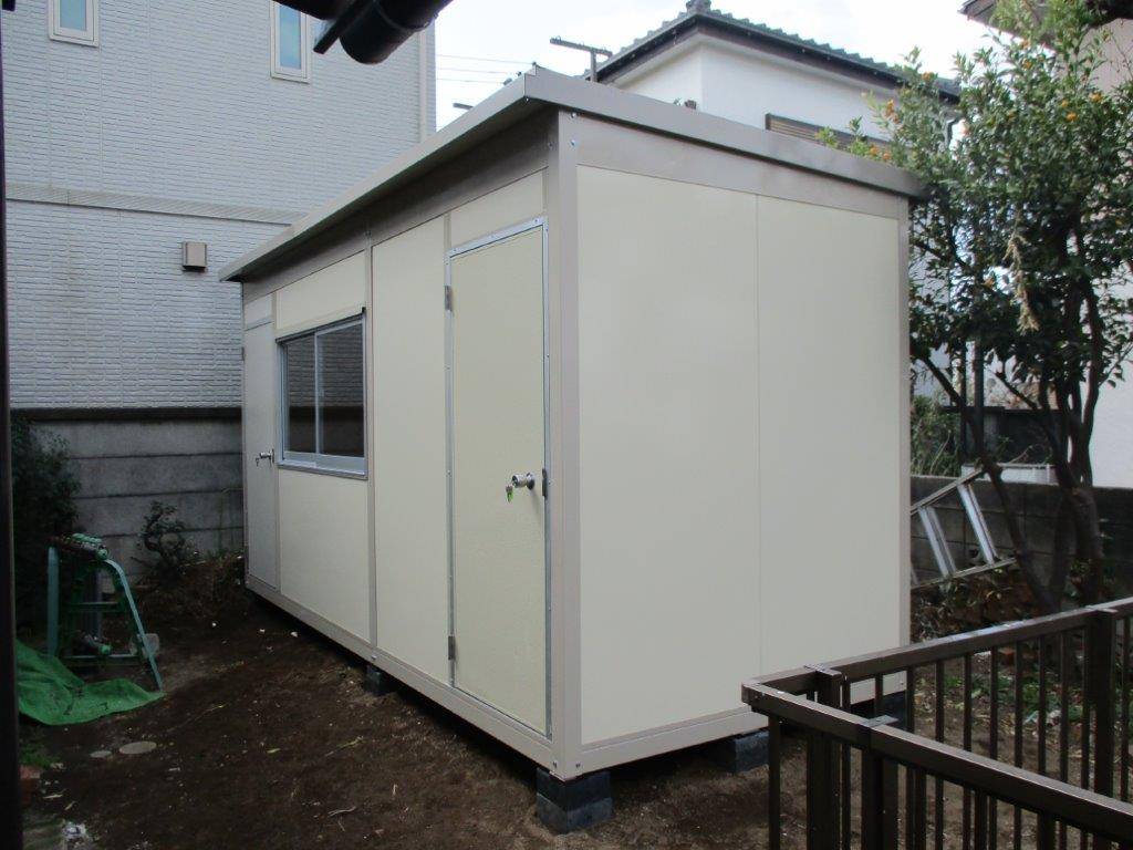 神奈川県座間市　パネルハウス(プレハブ)