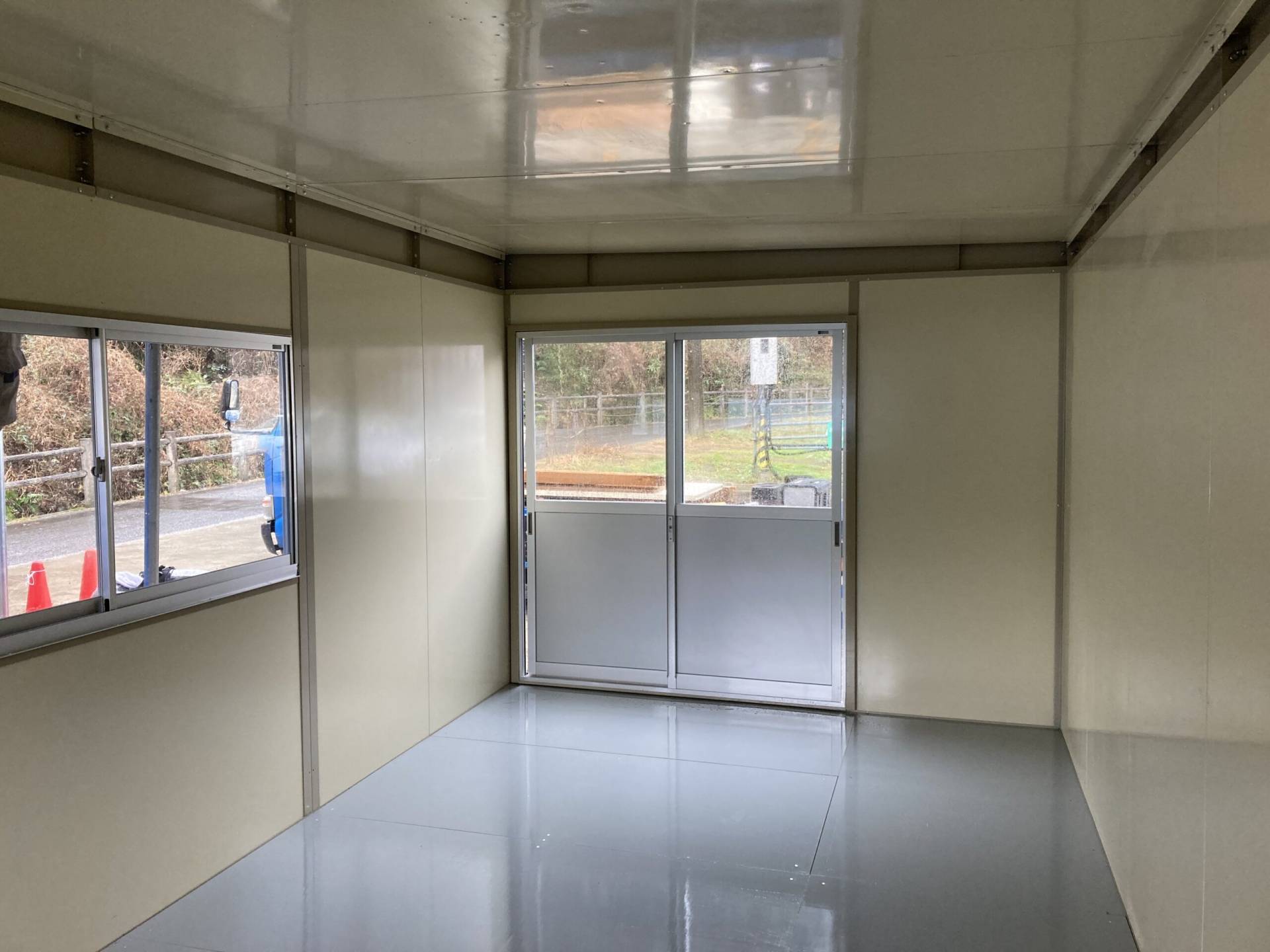 神奈川県三浦郡　パネルハウス(プレハブ)