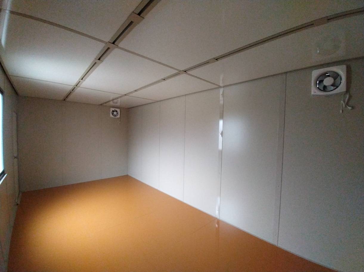 神奈川県横須賀市　パネルハウス(プレハブ)　会社倉庫