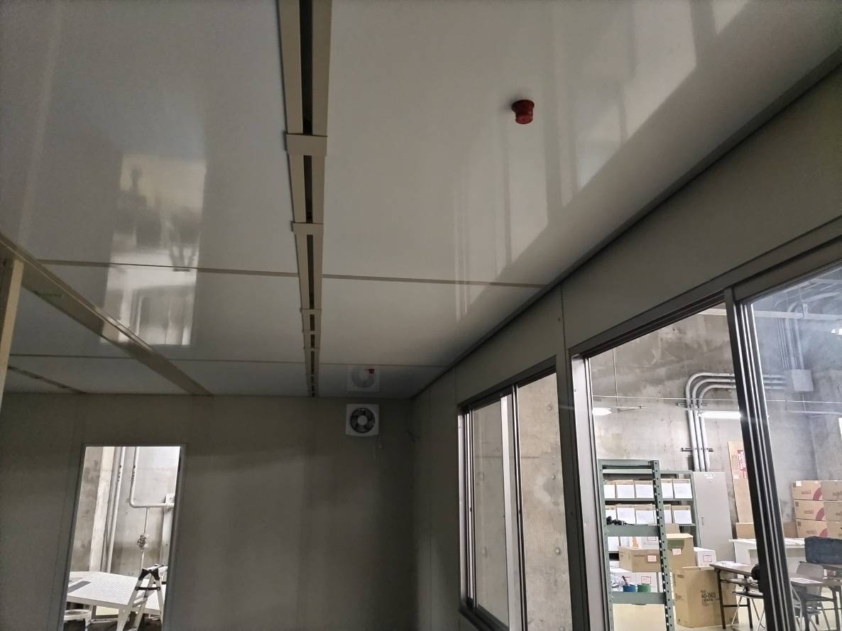 東京都新宿区　パネルハウス(プレハブ)　工事事務所