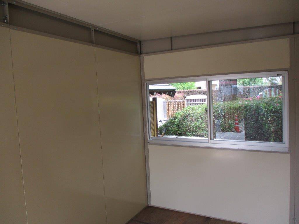 埼玉県三郷市　パネルハウス(プレハブ)　販売事務所