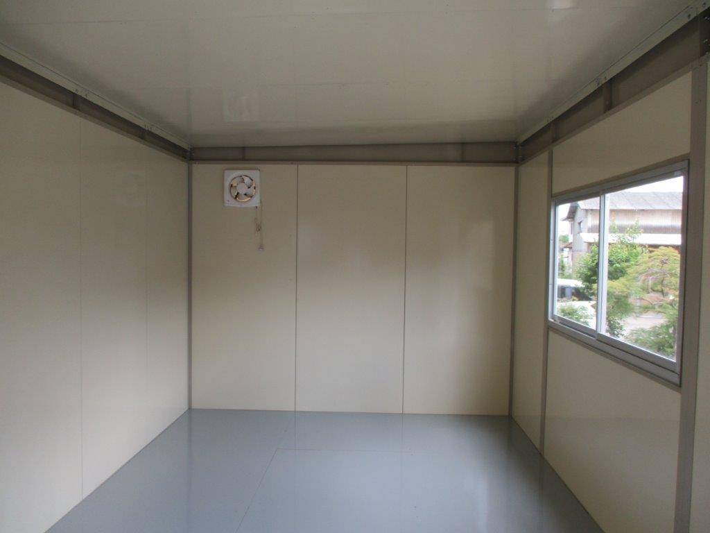 埼玉県所沢市　パネルハウス(プレハブ)