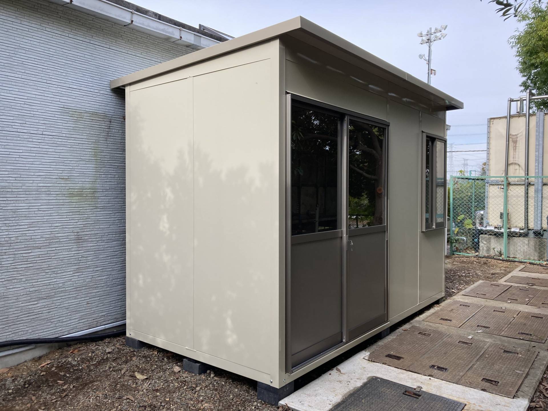 千葉県野田市　パネルハウス(プレハブ)　会社倉庫1