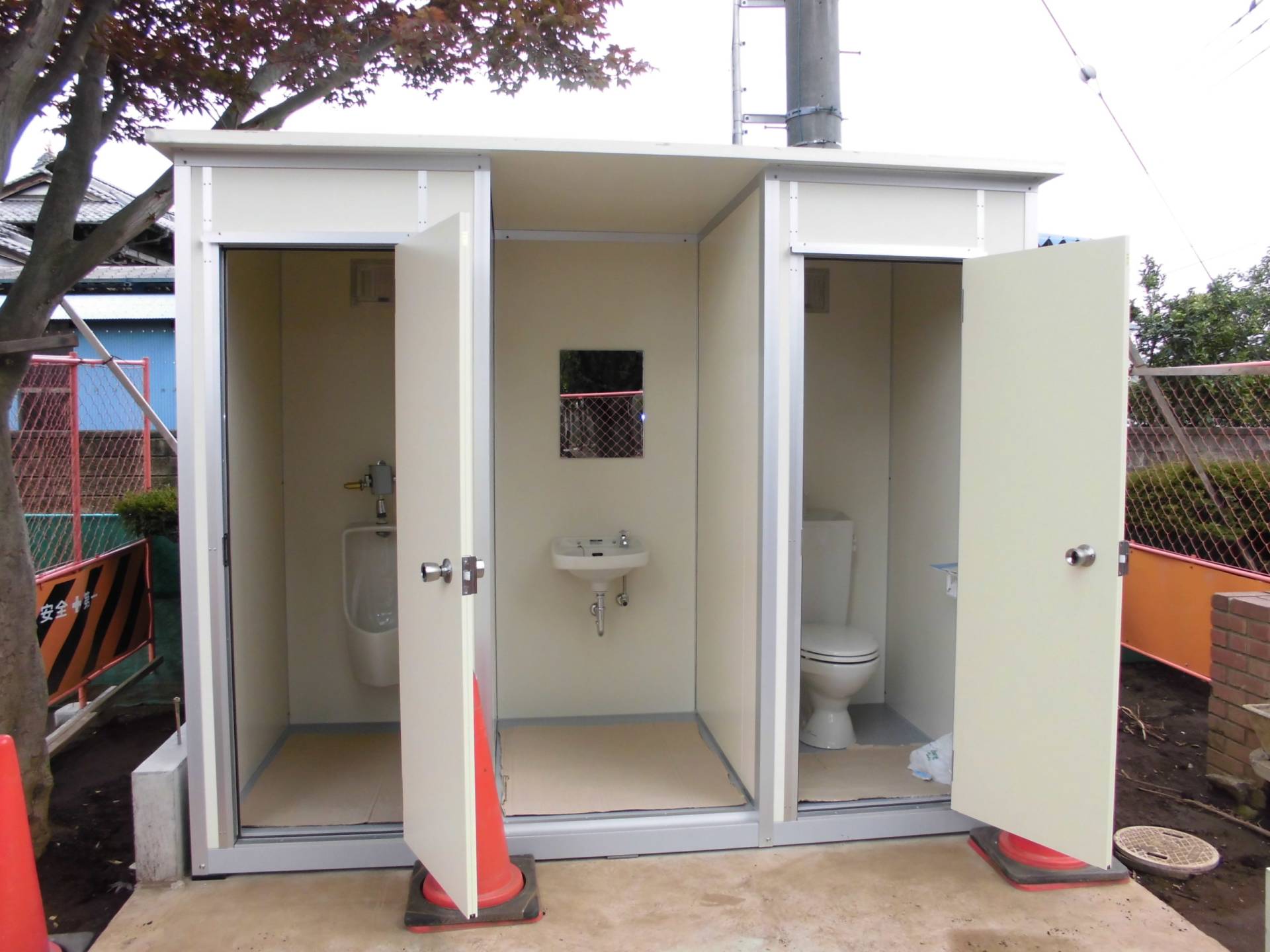 千葉県　仮設トイレ(屋外トイレ)