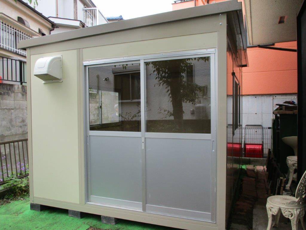 埼玉県所沢市　パネルハウス(プレハブ)