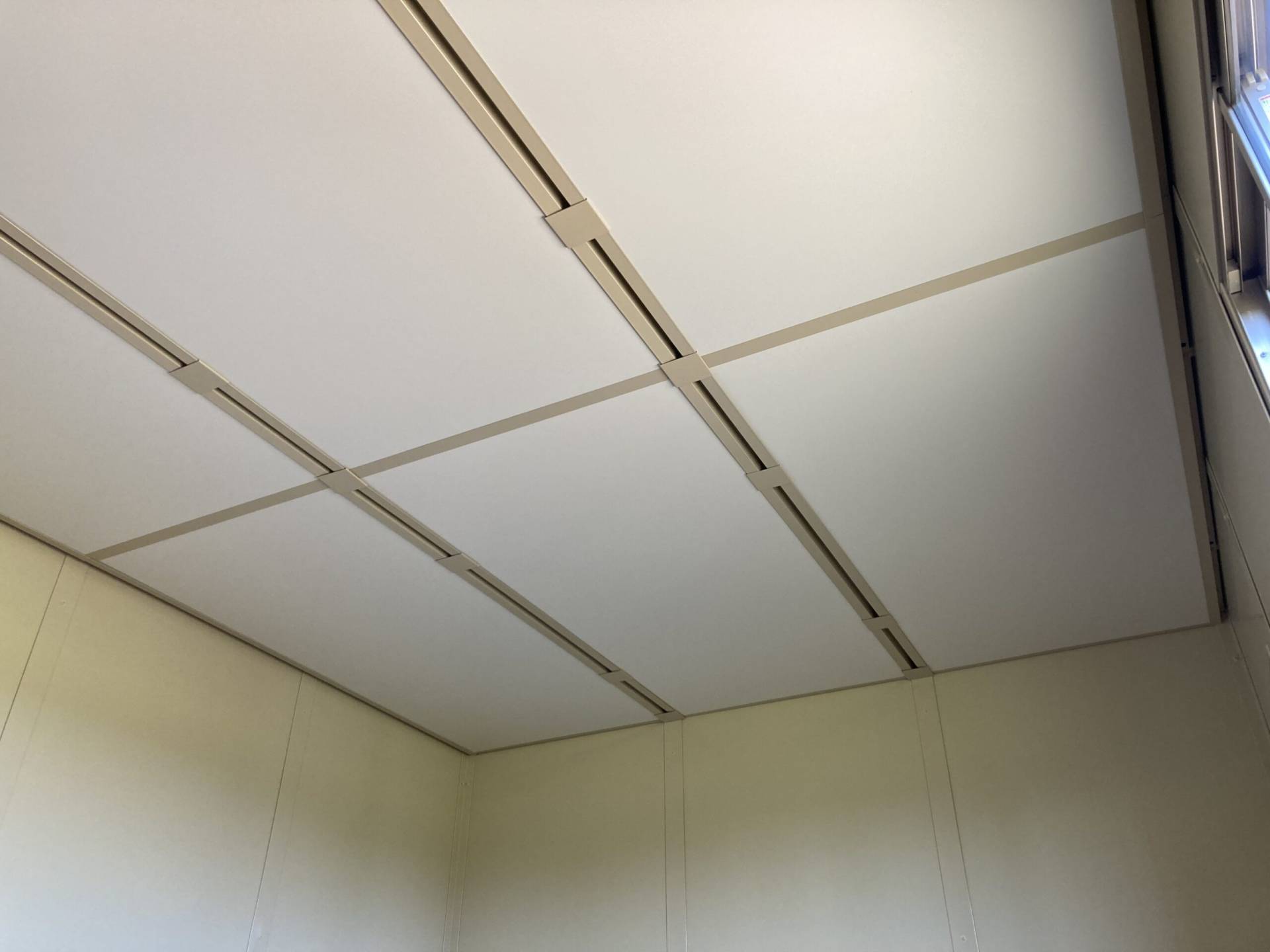 埼玉県鴻巣市　パネルハウス(プレハブ)　自宅離れ