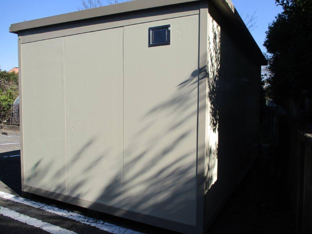 東京都世田谷区　パネルハウス(プレハブ)