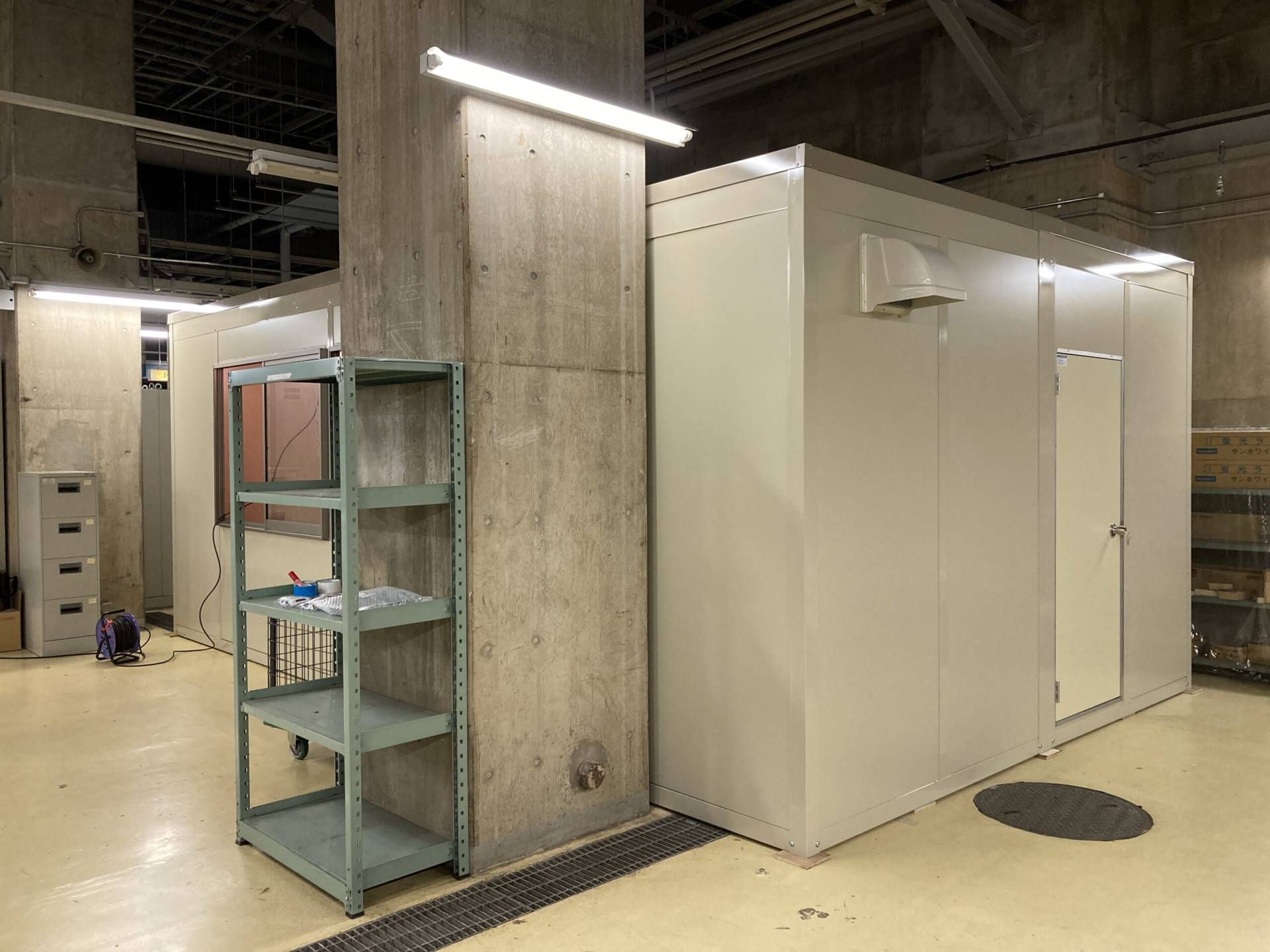 東京都新宿区　パネルハウス(プレハブ)　工事事務所