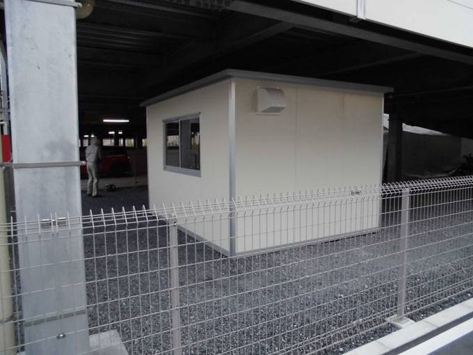 東京都東久留米市　S社　パネルハウス(プレハブ)