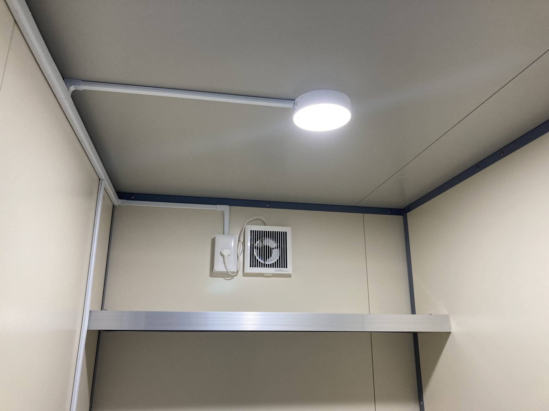 神奈川県横浜市青葉区　会社トイレ　快適トイレ