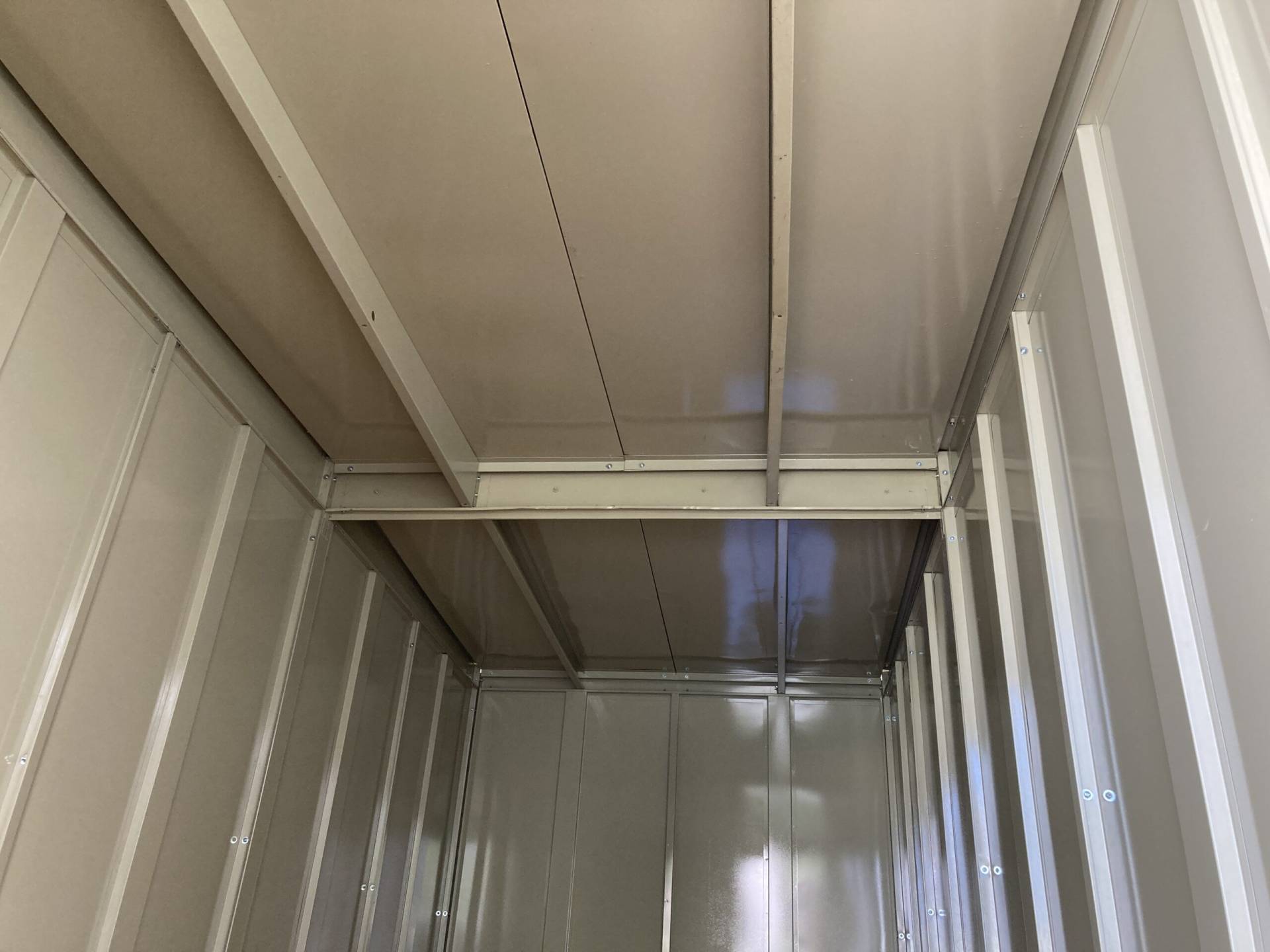 神奈川県藤沢市　パネルハウス(プレハブ)　自宅倉庫