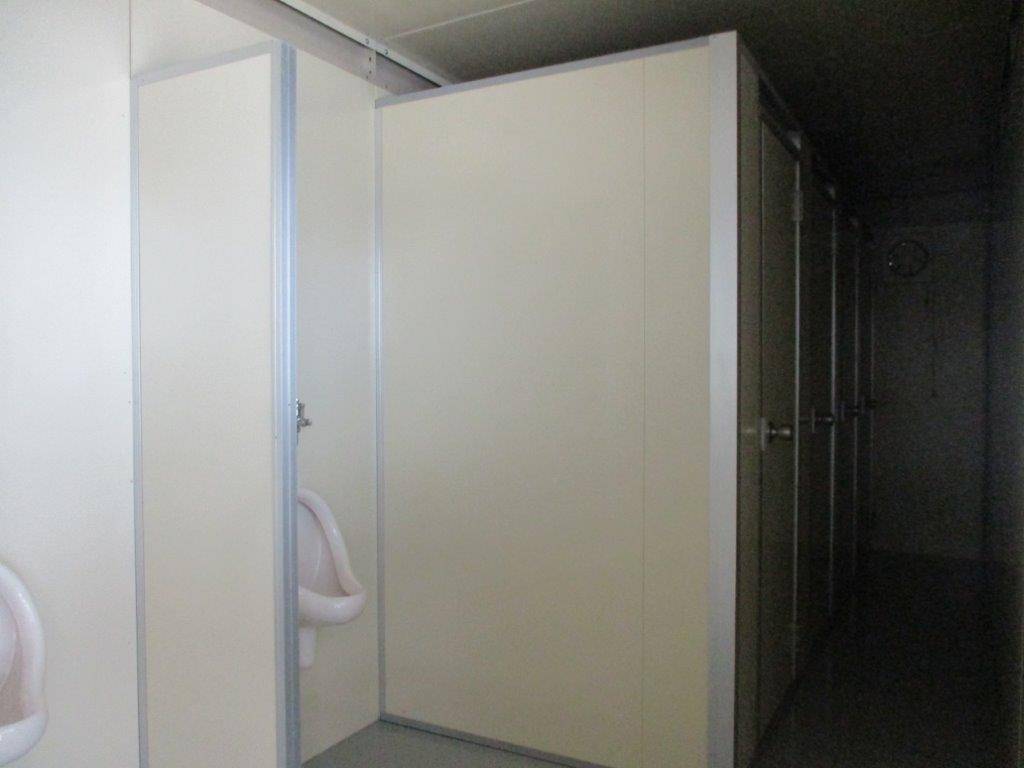 東京都中央区　仮設トイレ(屋外トイレ)