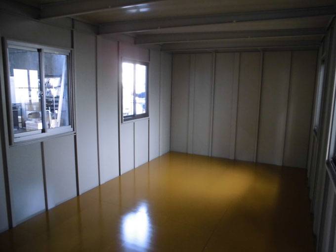 神奈川県綾瀬市　H社　パネルハウス(プレハブ)