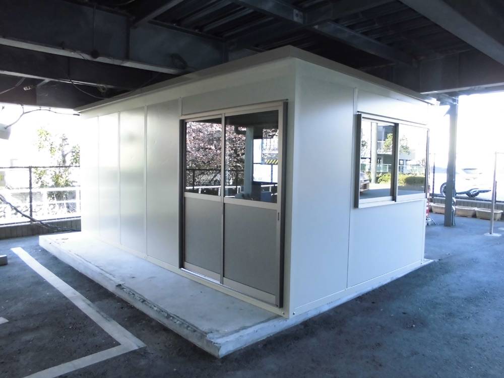 静岡県熱海市　パネルハウス(プレハブ)