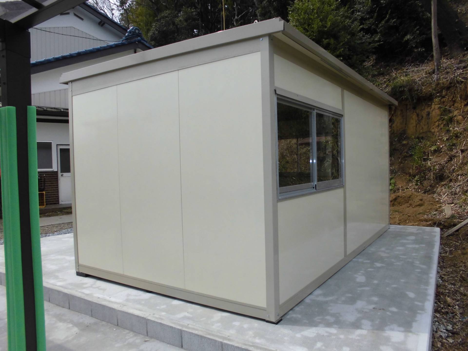 東京都町田市　パネルハウス(プレハブ)