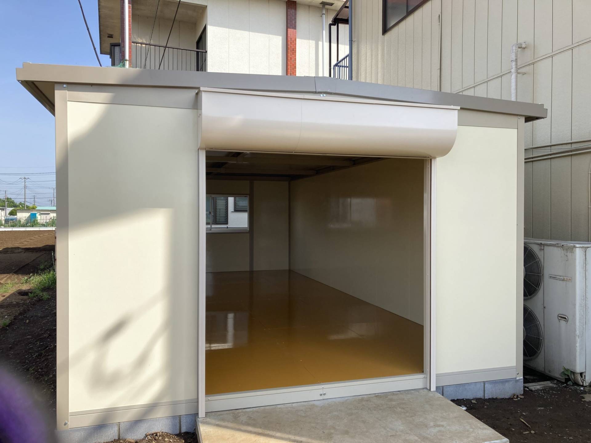 埼玉県新座市　パネルハウス(プレハブ)　倉庫