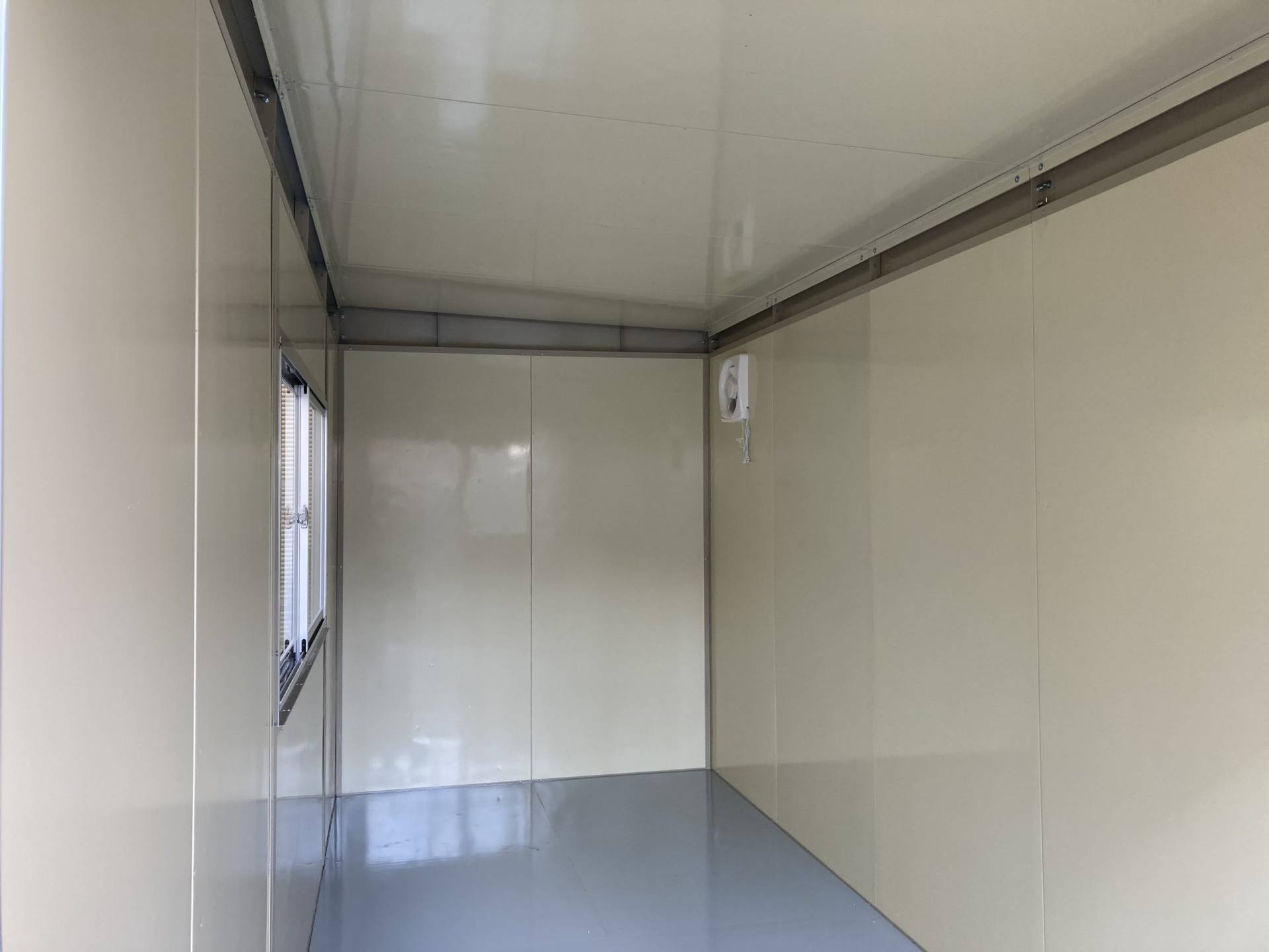 神奈川県藤沢市　パネルハウス(プレハブ)