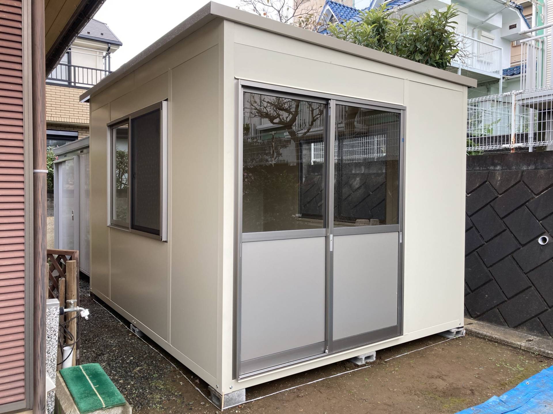 神奈川県横浜市　パネルハウス(プレハブ)