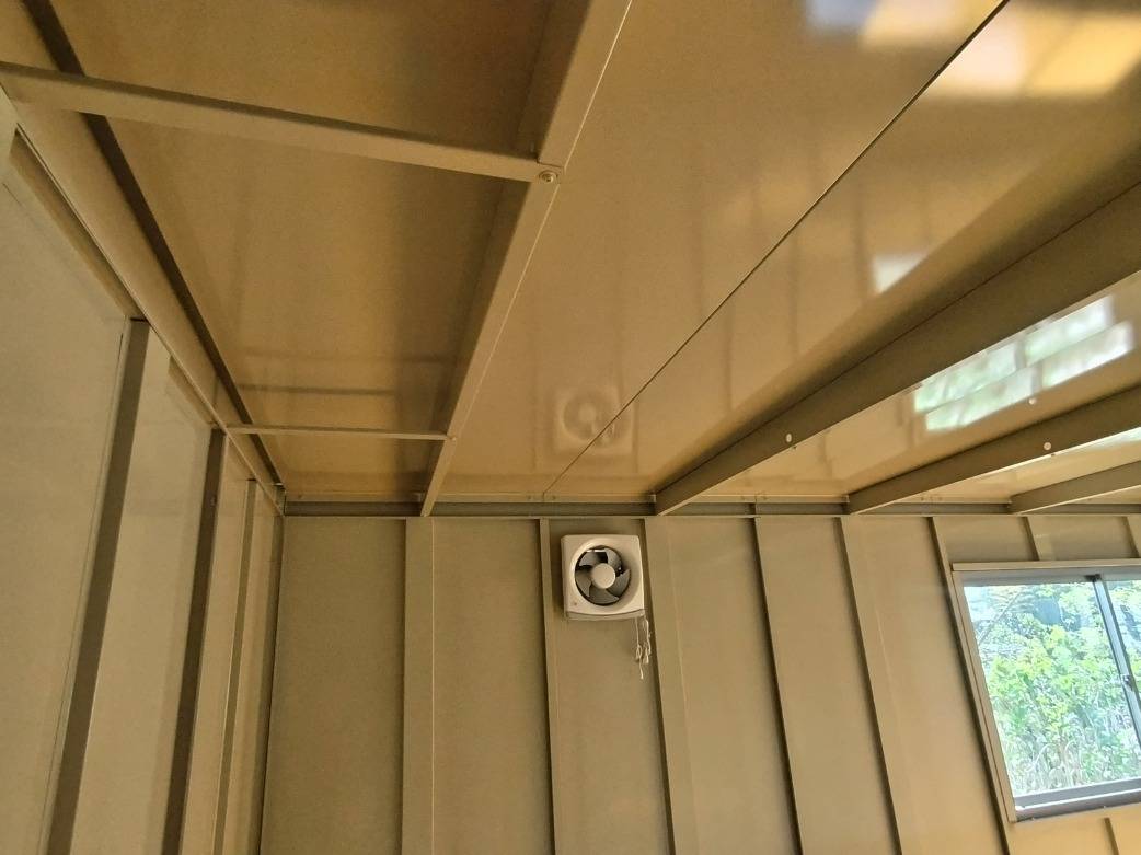 神奈川県相模原市　パネルハウス(プレハブ)　自宅用倉庫