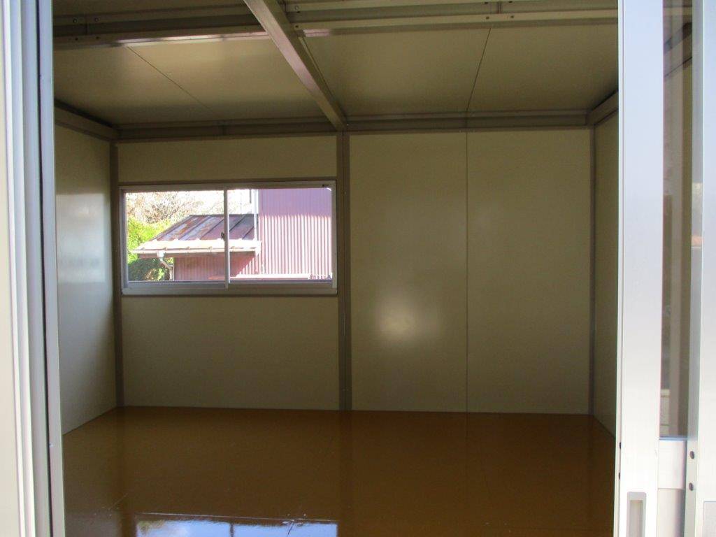 神奈川県横浜市　パネルハウス(プレハブ)