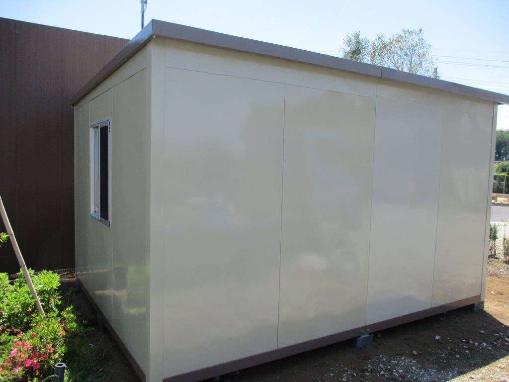 千葉県鎌ケ谷市　パネルハウス(プレハブ)　キャンプ場倉庫